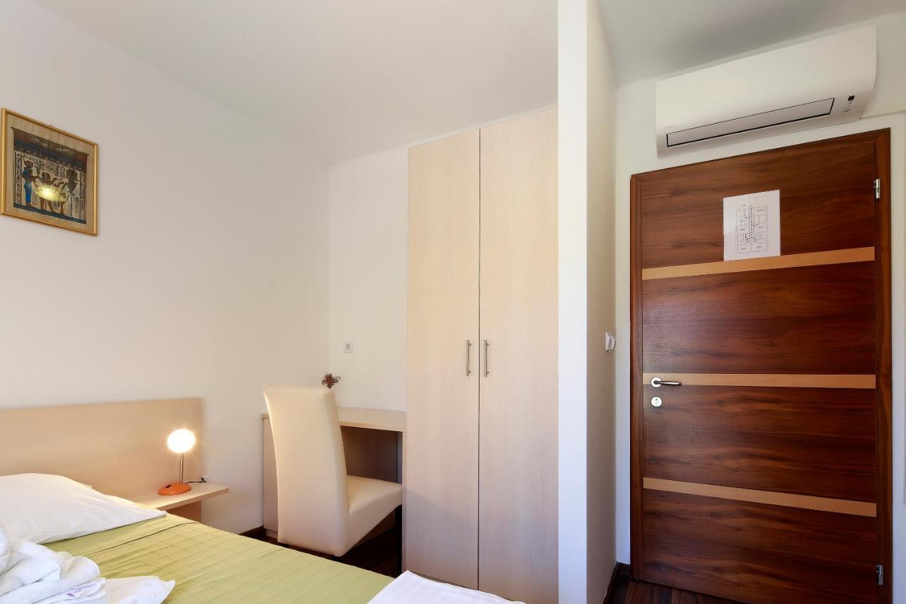 Pension Riviera-Šilo Esterno foto
