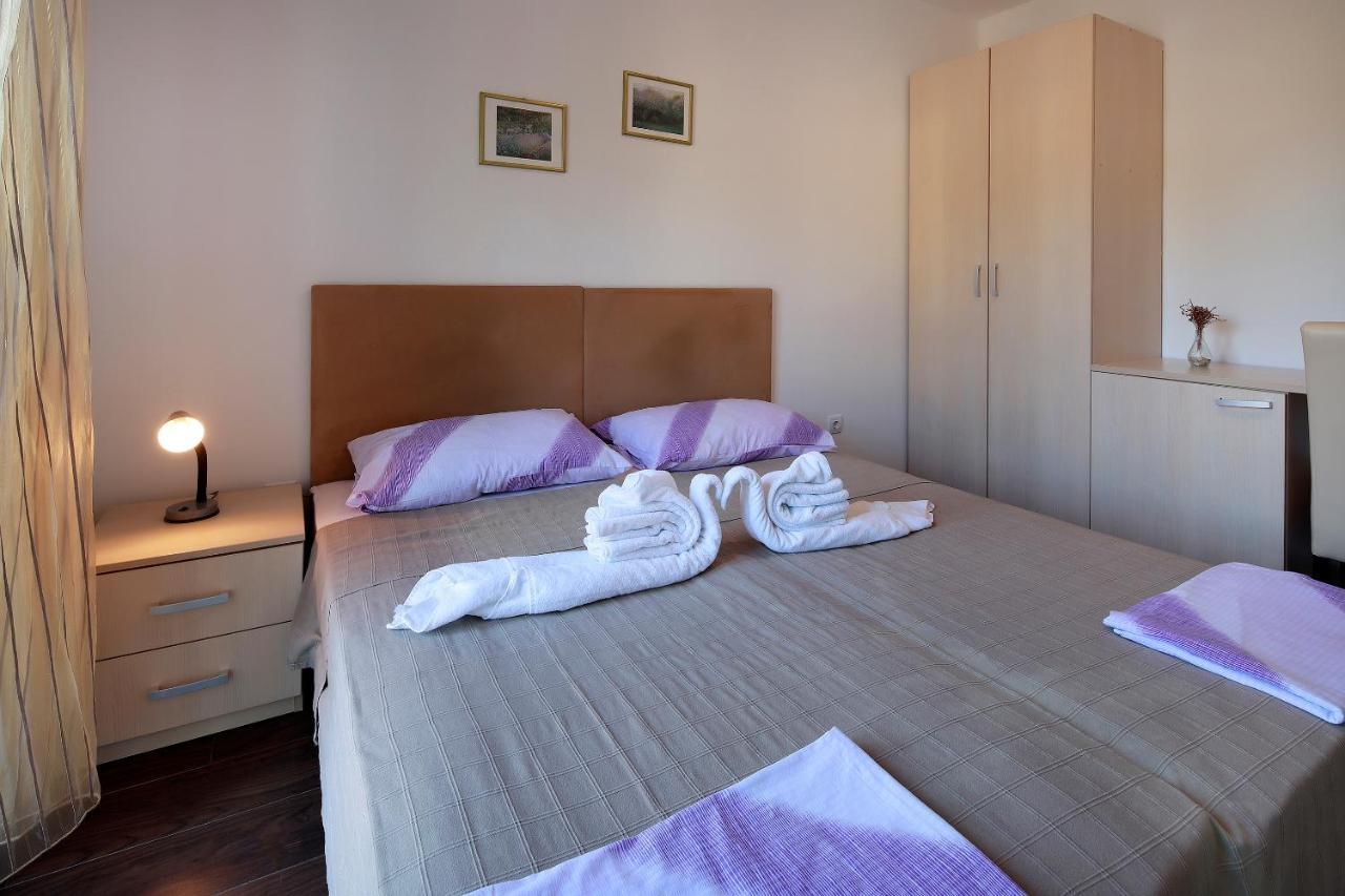 Pension Riviera-Šilo Esterno foto